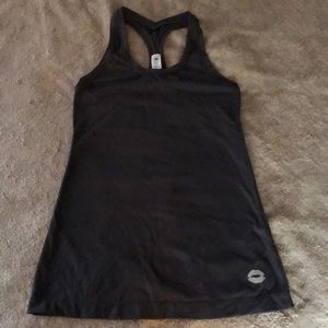 Vixxon Tech Tank